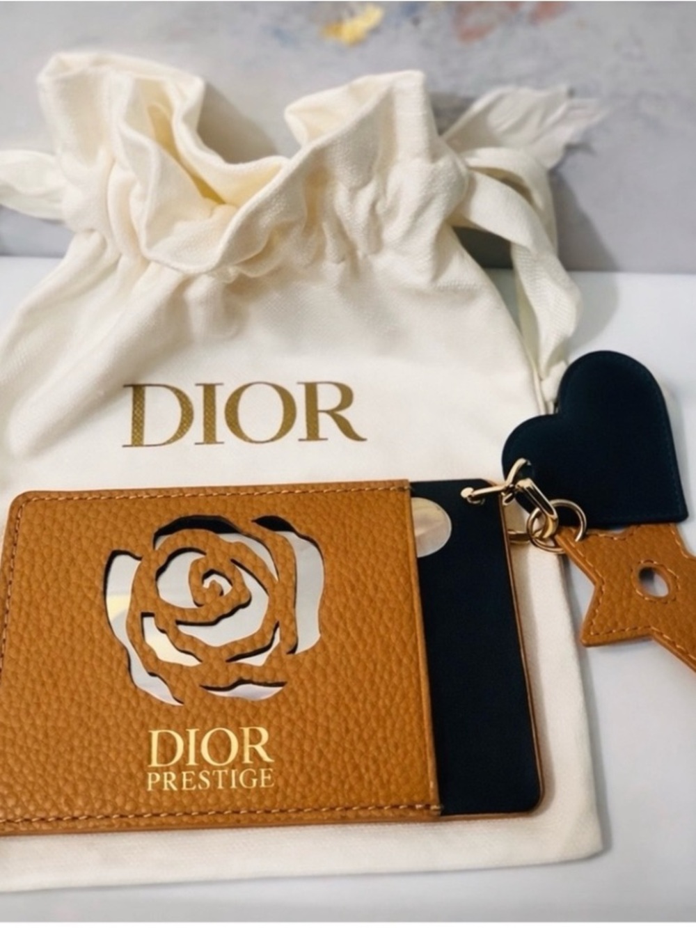 🆕Dior Tan Pebbled Leather Card Sleeve w/mirror✨dust bag✨ NWT - Picture 2 of 5